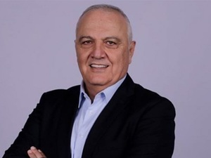 W300
