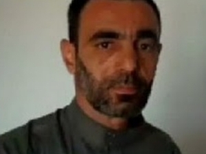 W300